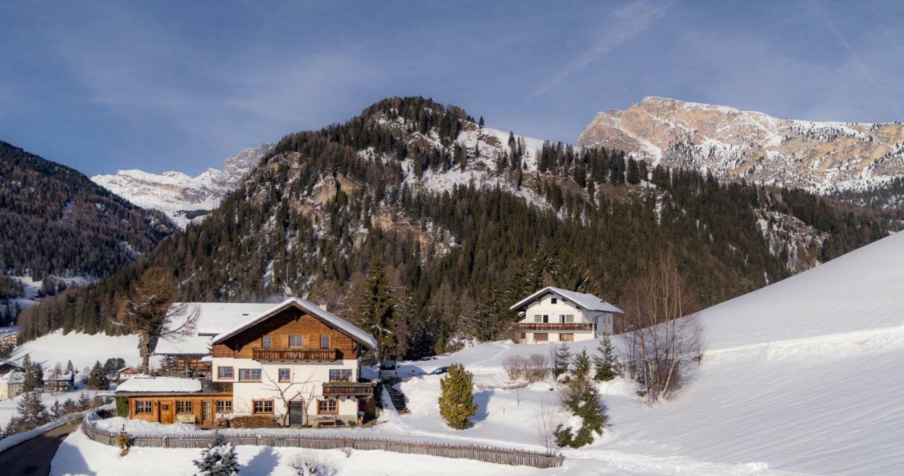 Villa Al Bosco Selva di Val Gardena Exterior foto